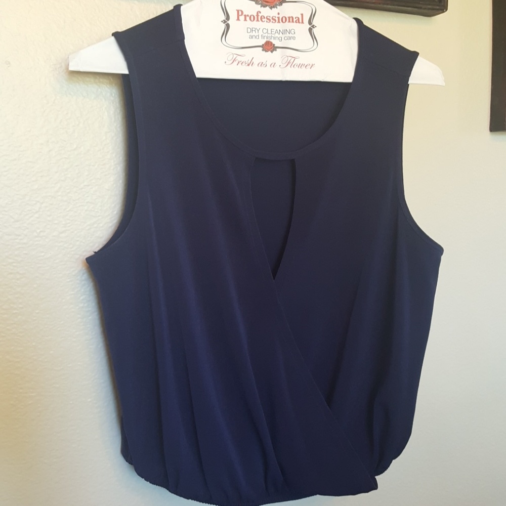 BCBG key-hole shirt